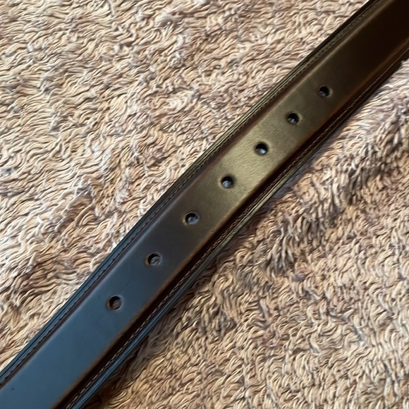 🌸NIP COLUMBIA Leather Belt - size Men’s 50” waist - Picture 10 of 14
